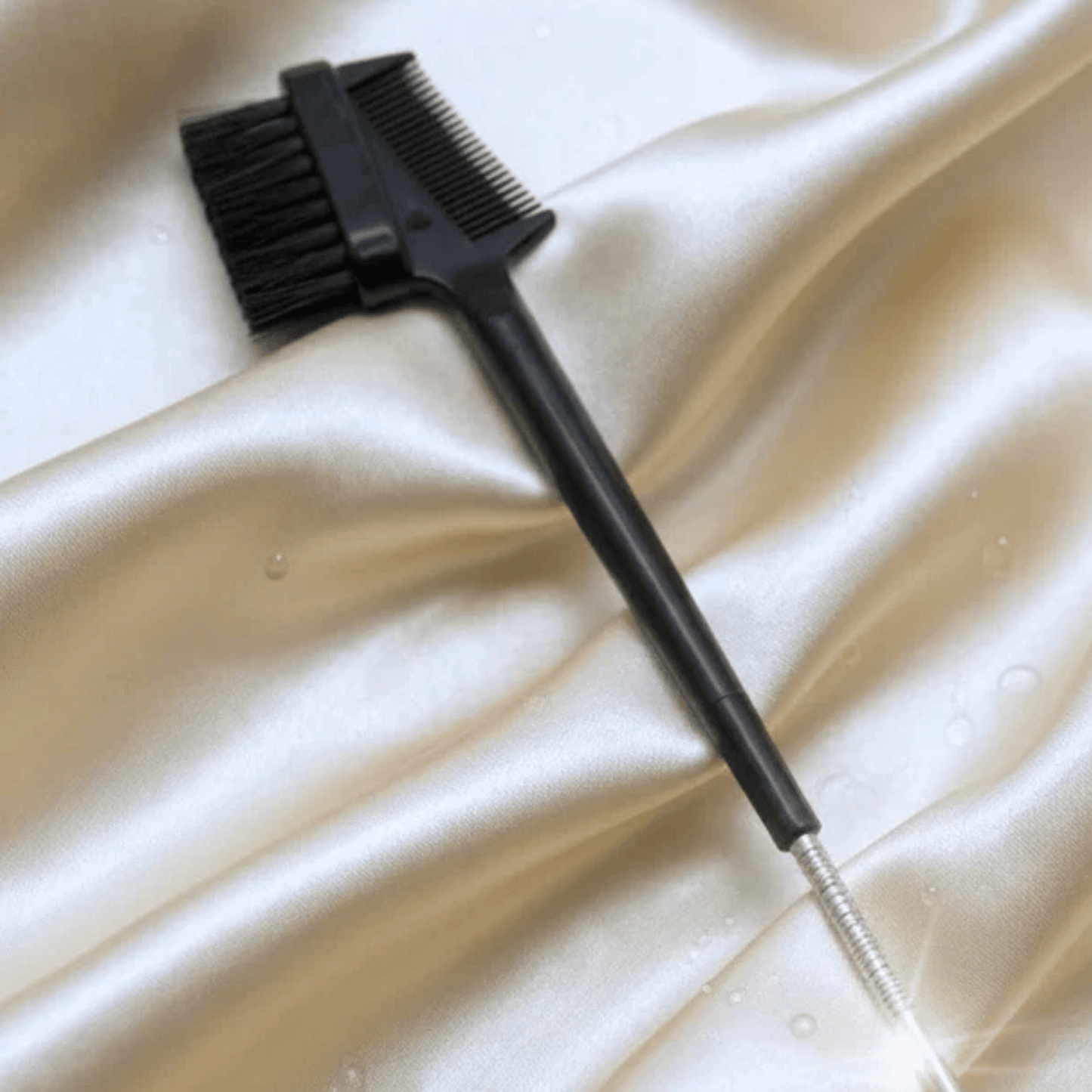 Rat Tail Edge Brush